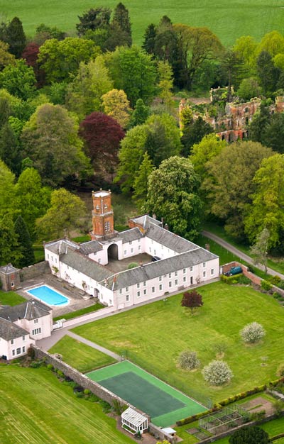 Gelston Castle and courtyard, aerial photo